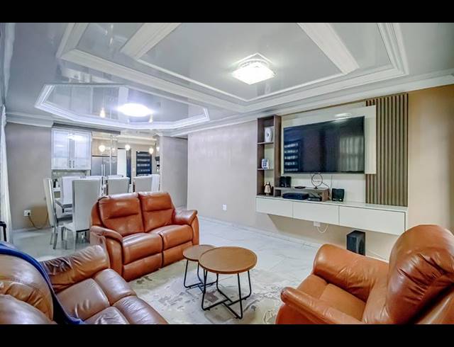 4 BEDROOM HOUSE FOR SALE IN CHANTELLE